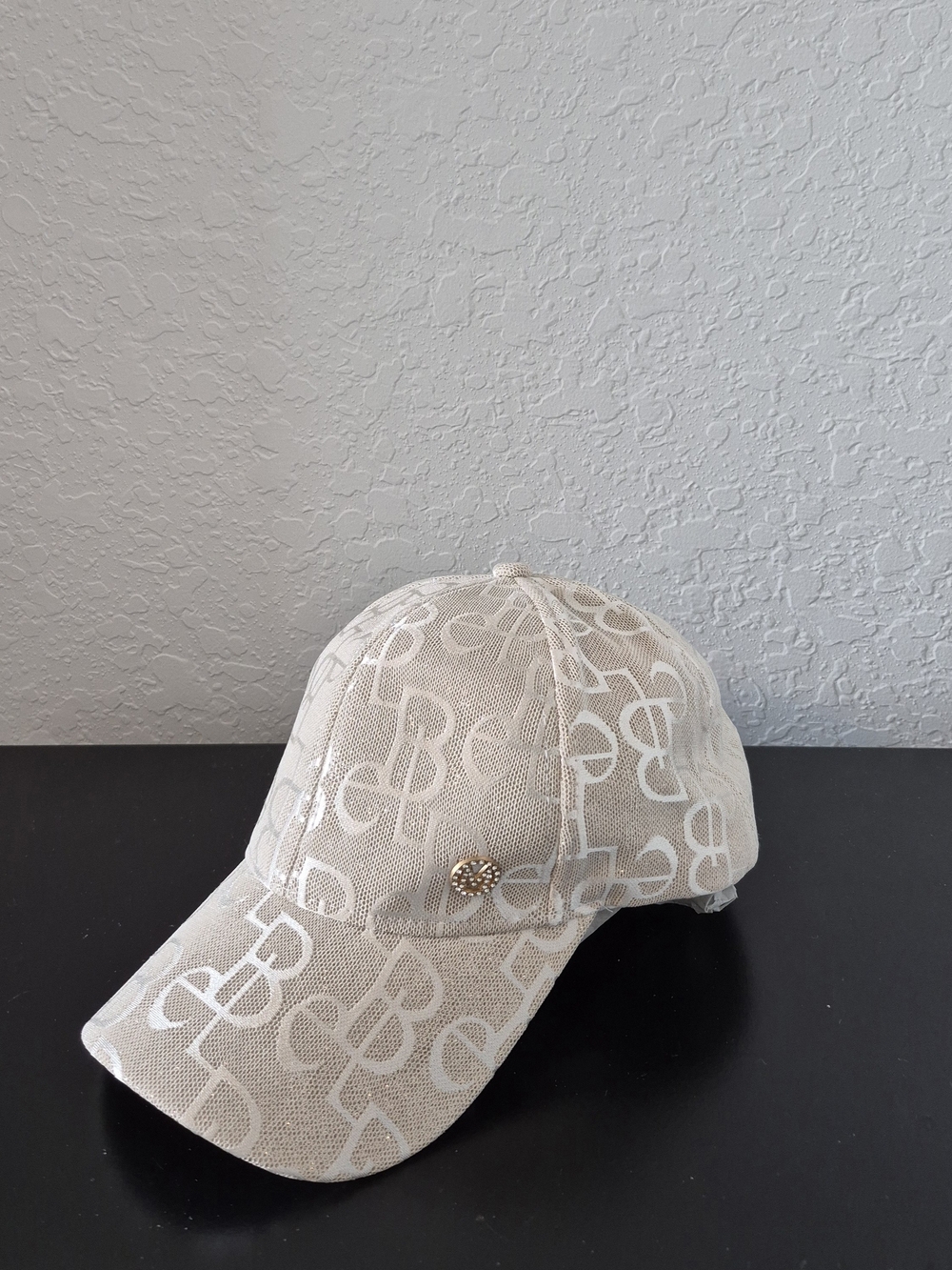 Beige Letter Print Cap